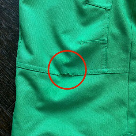 Obermeyer Ski Jacket & Bibs, size 5 - Picture 14 of 16